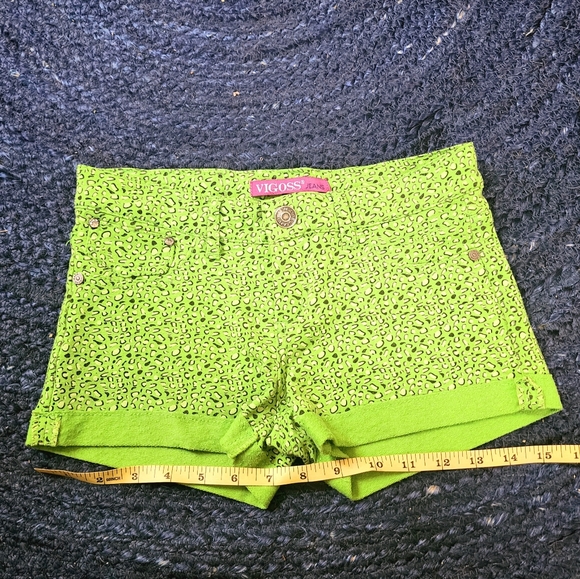 Girls size 10 Vigoss green pattern shorts - Picture 4 of 6